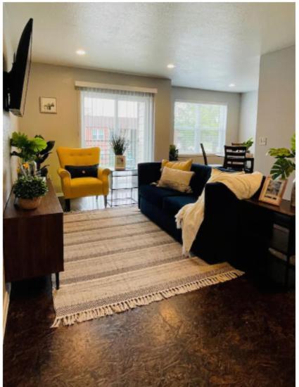 Evie'S Campus-Close 2 Bedroom Luxury Oklahoma City Eksteriør bilde